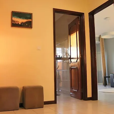 Apartment сomfortable And Free Garage Parking