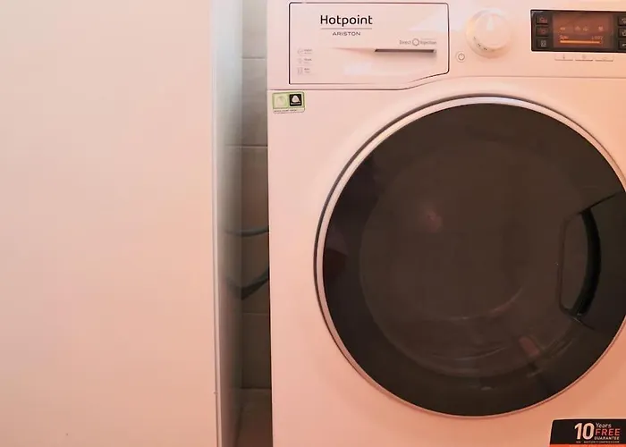 сomfortable And Free Garage Parking