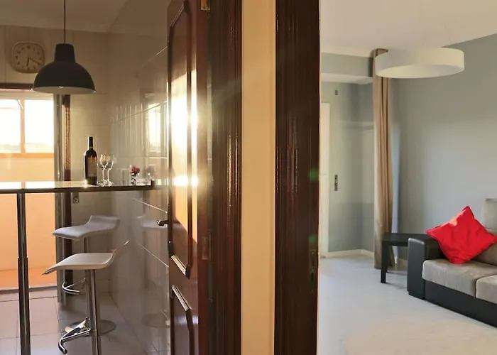 сomfortable And Free Garage Parking