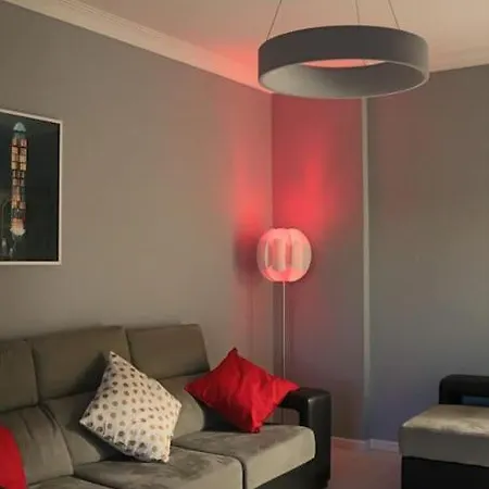 Apartamento сomfortable And Free Garage Parking *
