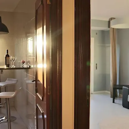 сomfortable And Free Garage Parking